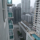 Las calles se inundaron en el distrito financiero de Miami con el paso del huracán Irma. Imagen: Juanje Gómez / Univision